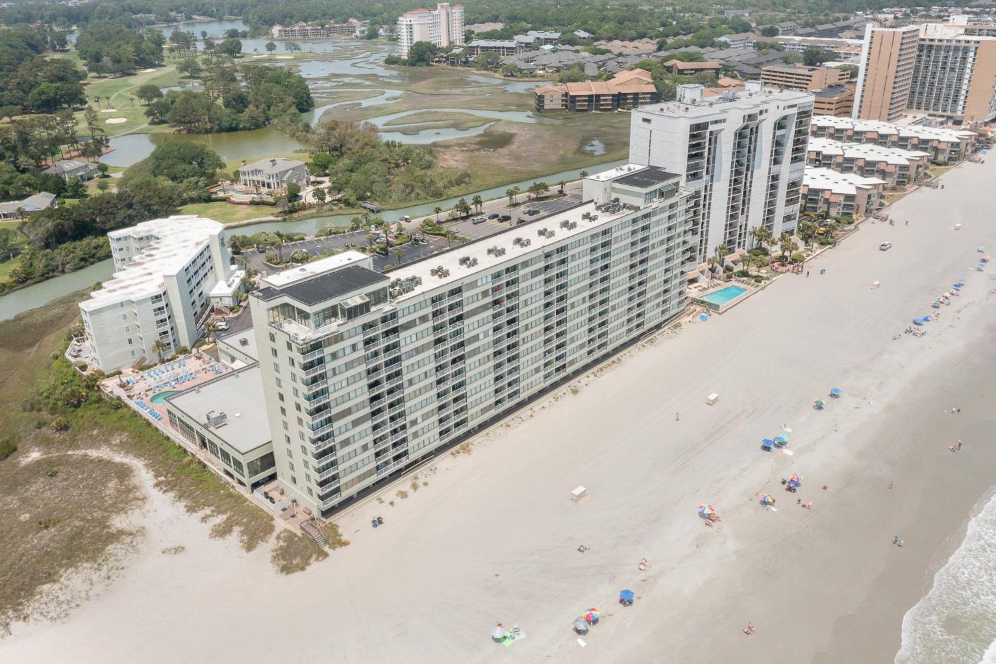 Sands Beach Club Briarcliffe Acres エクステリア 写真